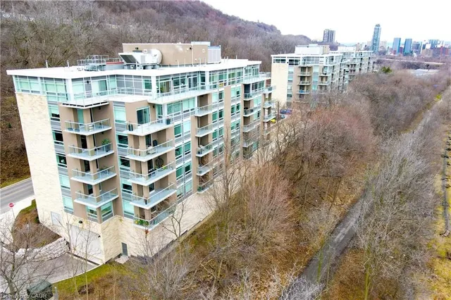 Additional image 35 of 479 Charlton Ave Unit 408