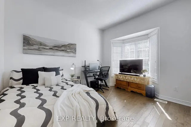 Additional image 27 of 30 Muzzo Dr