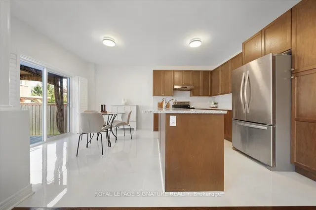 Additional image 12 of 482 Cedric Terr