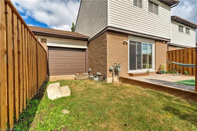 Additional image 34 of 1190 Upper Ottawa St Unit 43