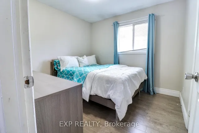 Additional image 12 of 28 Poinsettia Pl