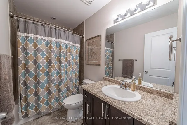 Additional image 32 of 28 Kingsborough Dr