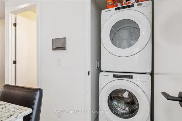 Additional image 32 of 335 WHEAT BOOM Dr Unit 2001