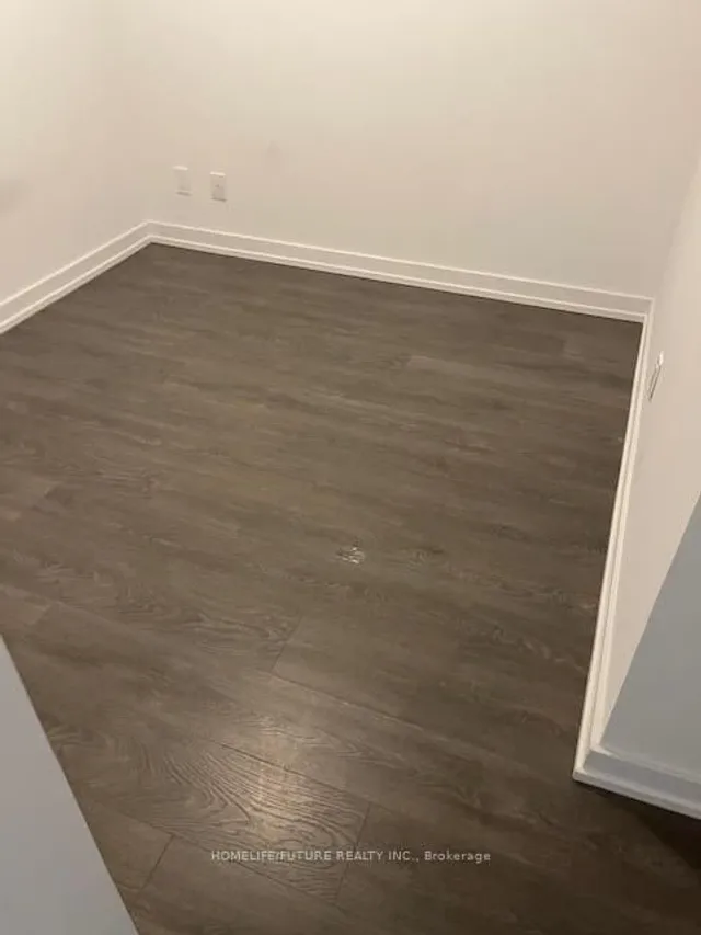 Additional image 9 of 125 Redpath Ave Unit 510