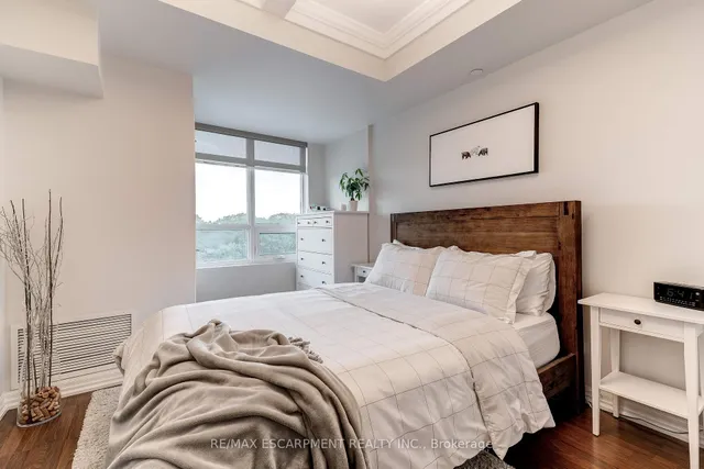 Additional image 8 of 3563 LAKE SHORE Blvd Unit 505