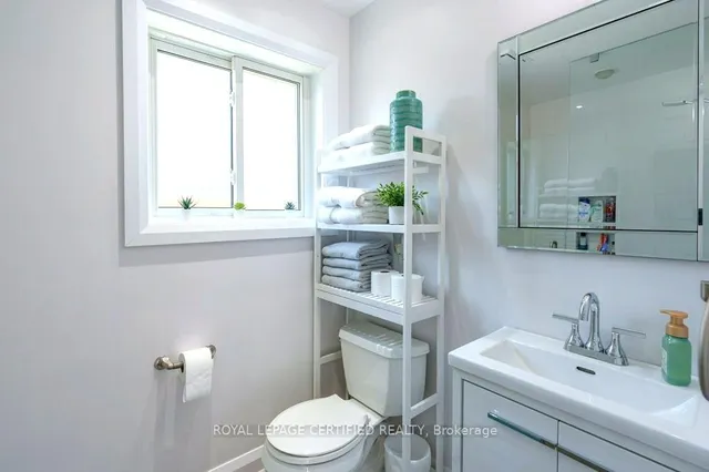 Additional image 10 of 72 Ferndale Cres