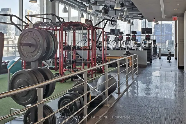 Additional image 43 of 386 Yonge St Unit 4801