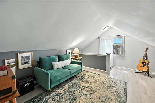 Additional image 18 of 17 Cameron Ave