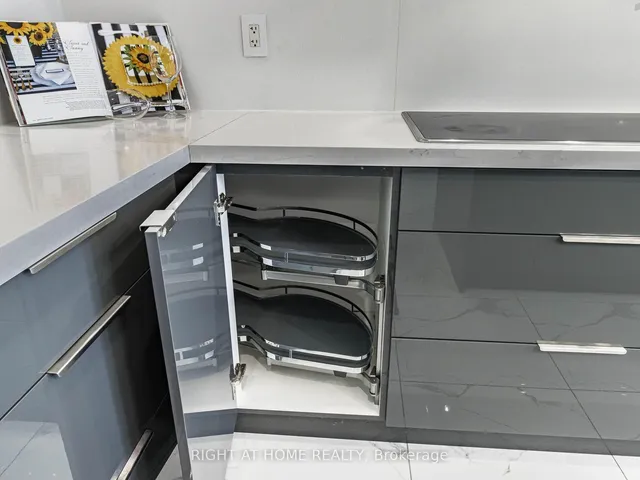 Additional image 15 of 612 Serafini Cres