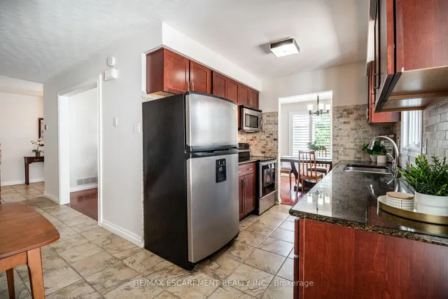 Additional image 10 of 150 Solomon Cres