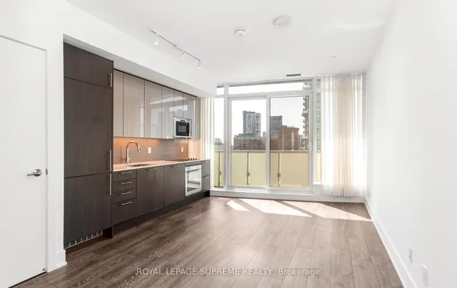 Additional image 10 of 403 Church St Unit 1701