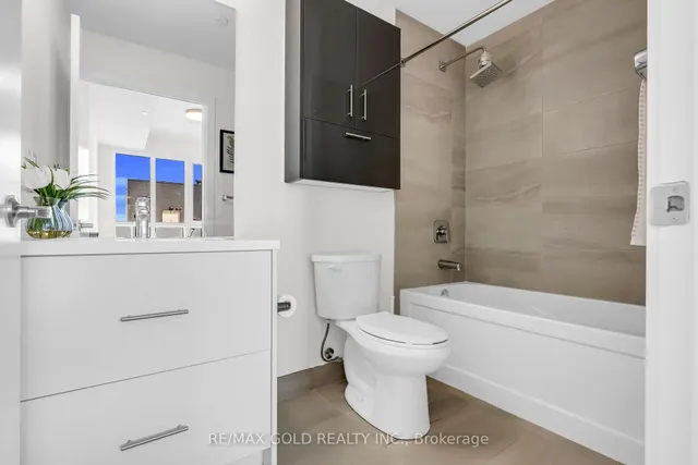 Additional image 14 of 188 FAIRVIEW MALL Dr Unit 2101