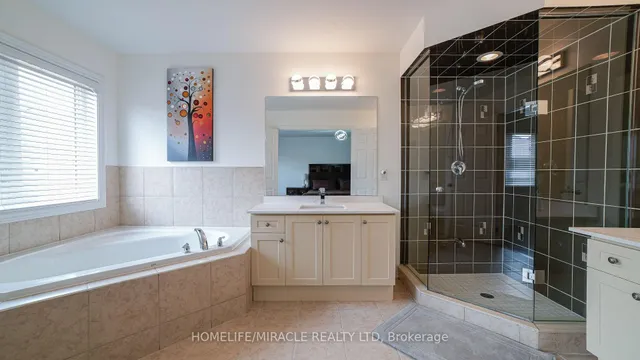 Additional image 23 of 86 JUNETOWN Circ