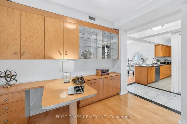 Additional image 7 of 18 William Carson Cres Unit 711