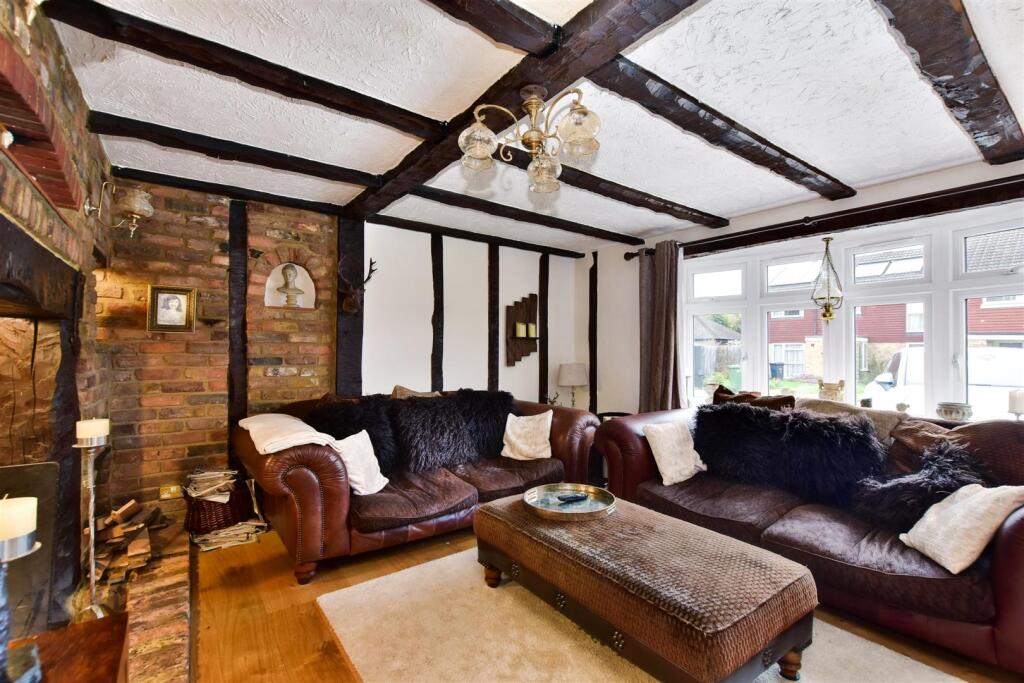 Additional image 11 of Maplefield, Park Street, St. Albans