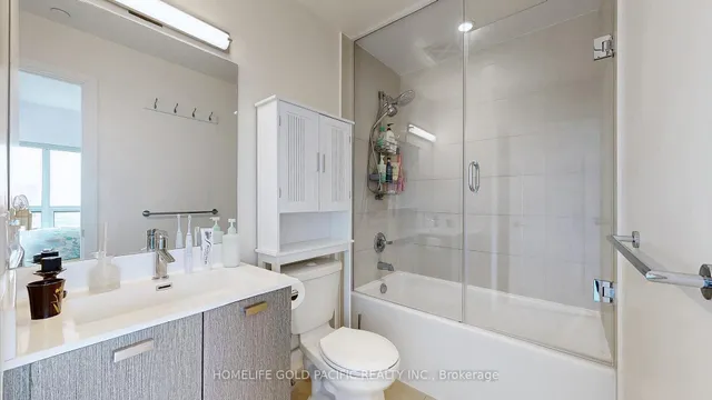 Additional image 24 of 275 Village Green Sq Unit 3423