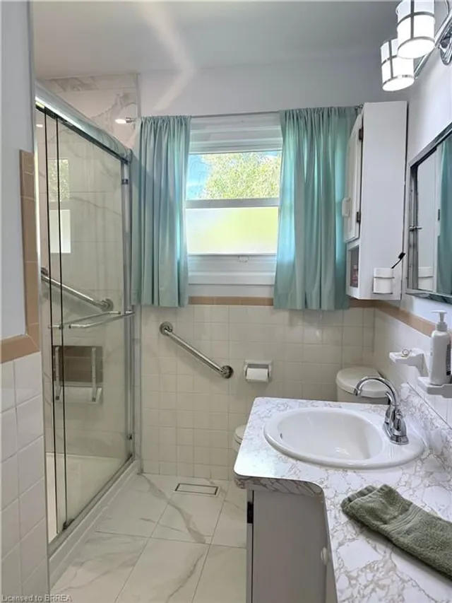 Additional image 13 of 1232 Gainsborough Dr