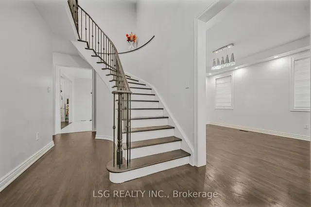 Additional image 10 of 54 Richgrove Dr