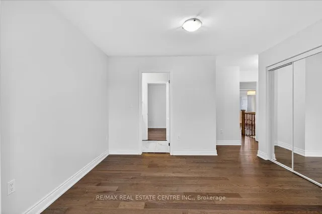 Additional image 33 of 980 Clark Blvd