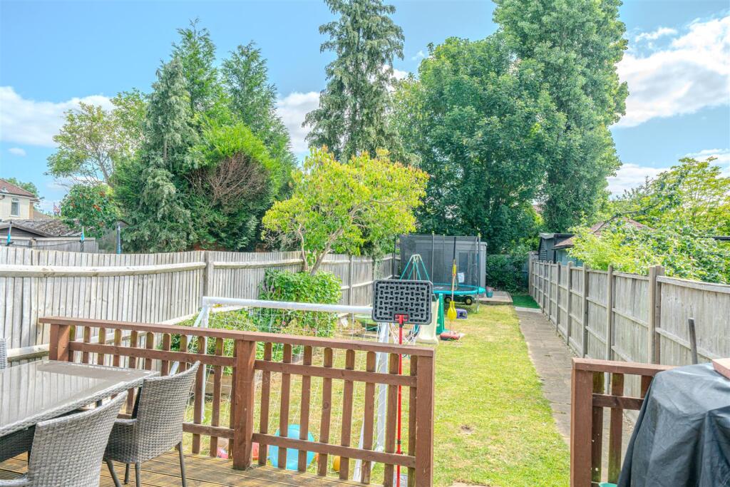 Additional image 16 of Broad Acres, Hatfield