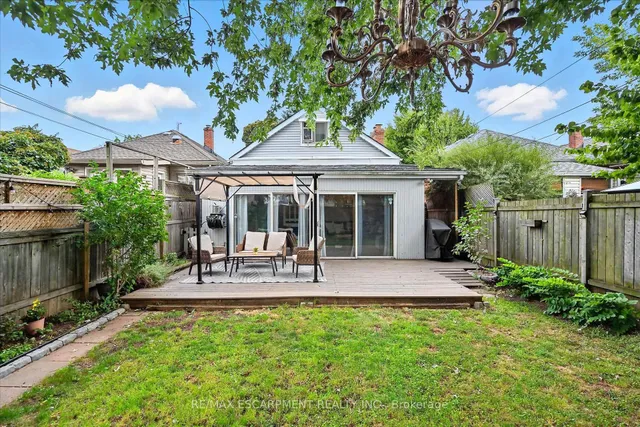 Additional image 29 of 17 Cameron Ave