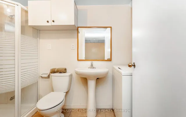 Additional image 40 of 41 Chipstead Ave