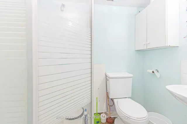 Additional image 36 of 153 Bruce Beer Dr