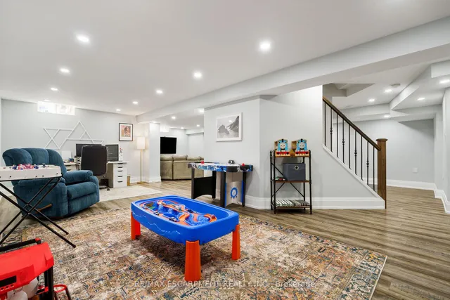 Additional image 28 of 104 Davidson Blvd