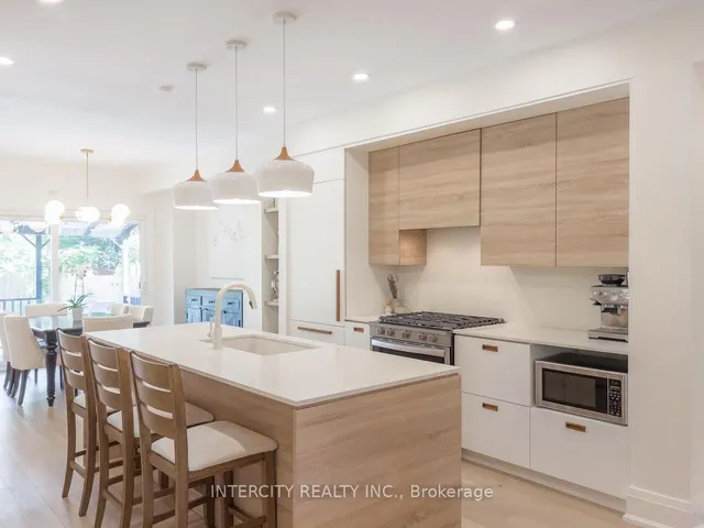 Additional image 7 of 92 Dagmar Ave