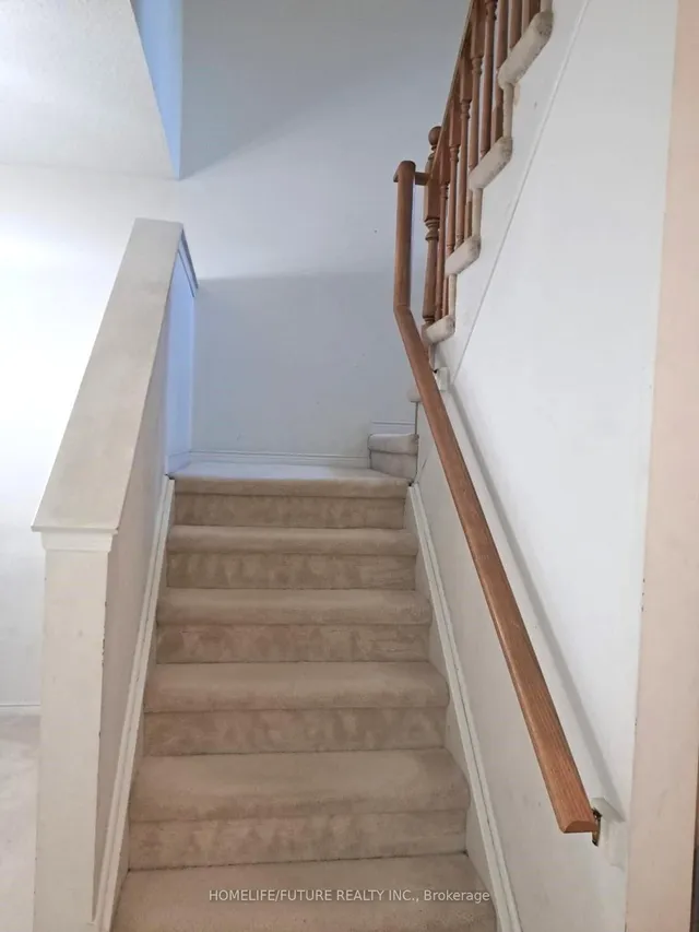 Additional image 8 of 71 Carrera Blvd