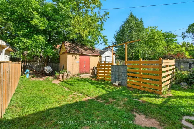 Additional image 29 of 98 Tuxedo Ave