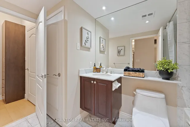 Additional image 18 of 77 Mcmurrich St Unit 403