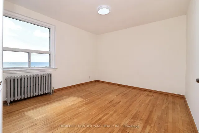 Additional image 17 of 2697 Lake Shore Blvd Unit 21