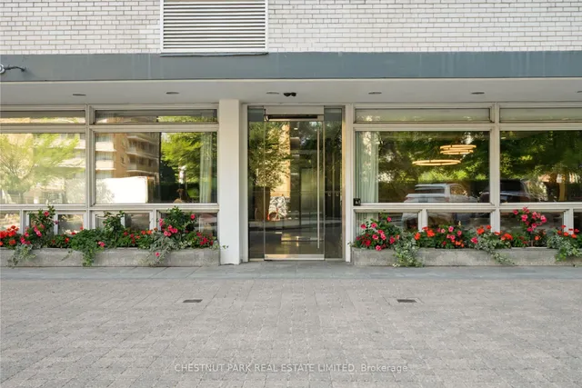 Additional image 28 of 500 Avenue Rd Unit 602