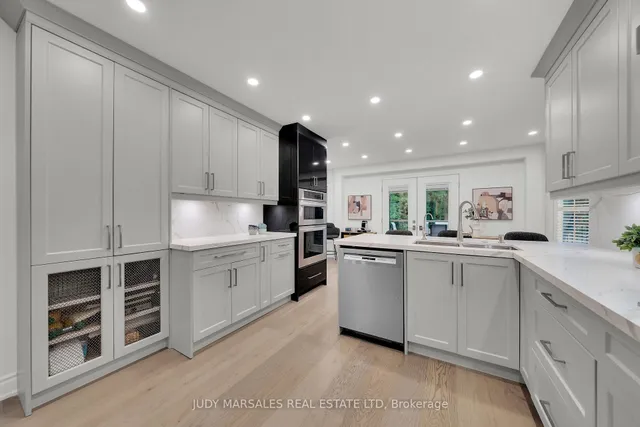 Additional image 12 of 26 Huntingwood Ave