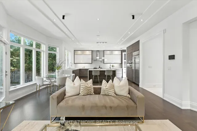 Additional image 20 of 392 Princess Ave