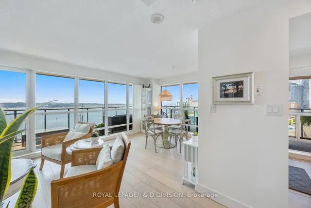 Additional image 13 of 410 Queens Quay Unit 1203