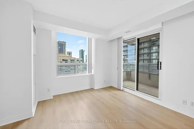 Additional image 13 of 23 Hollywood Ave Unit 2610