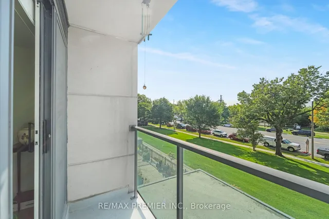 Additional image 19 of 1403 Royal York Rd Unit 216