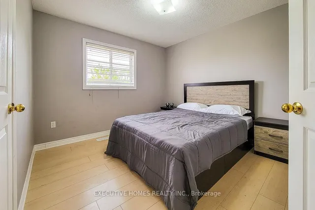 Additional image 12 of 42 Richmond Cres