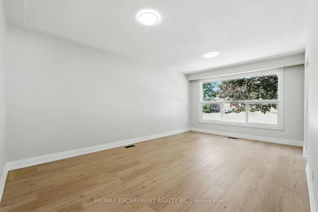 Additional image 9 of 929 UPPER OTTAWA St