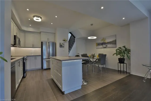 Additional image 8 of 94 Soho St