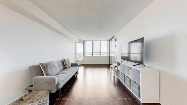 Additional image 7 of 55 Bamburgh Circ Unit 2002