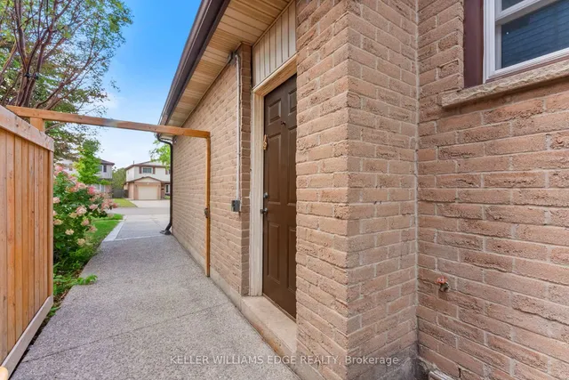 Additional image 12 of 16 Drakes Dr