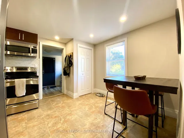 Additional image 10 of 358 Dundas St