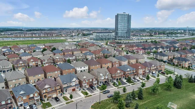 Additional image 32 of 17 Crumlin Cres