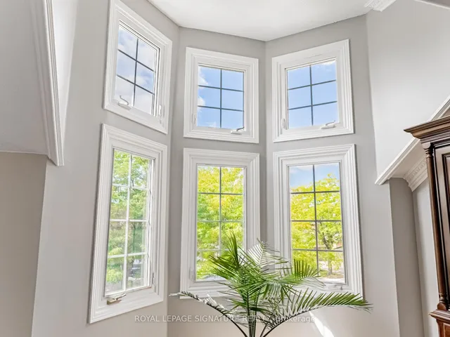 Additional image 25 of 5245 Champlain Tr