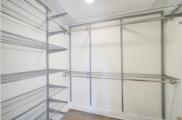 Additional image 32 of 423 Golden Oak Dr