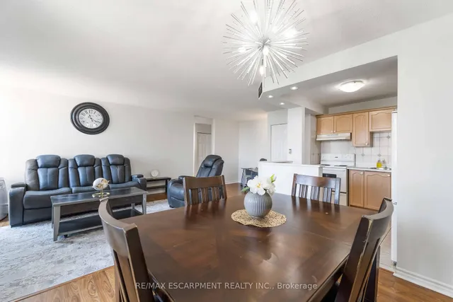 Additional image 11 of 75 Glenburn Crt Unit 1004