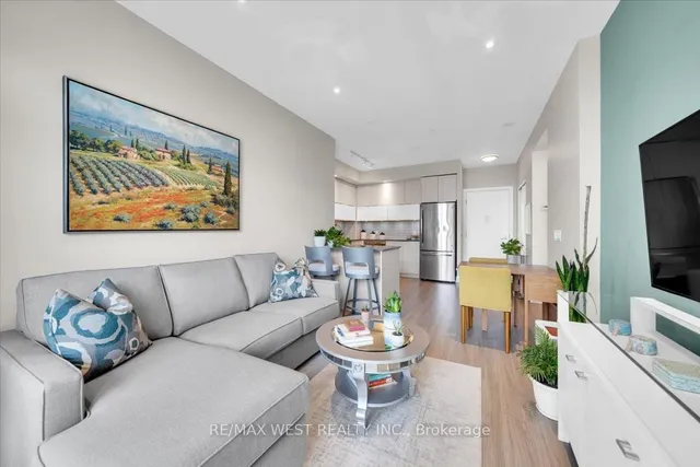 Additional image 9 of 56 Annie Craig Dr Unit 1603